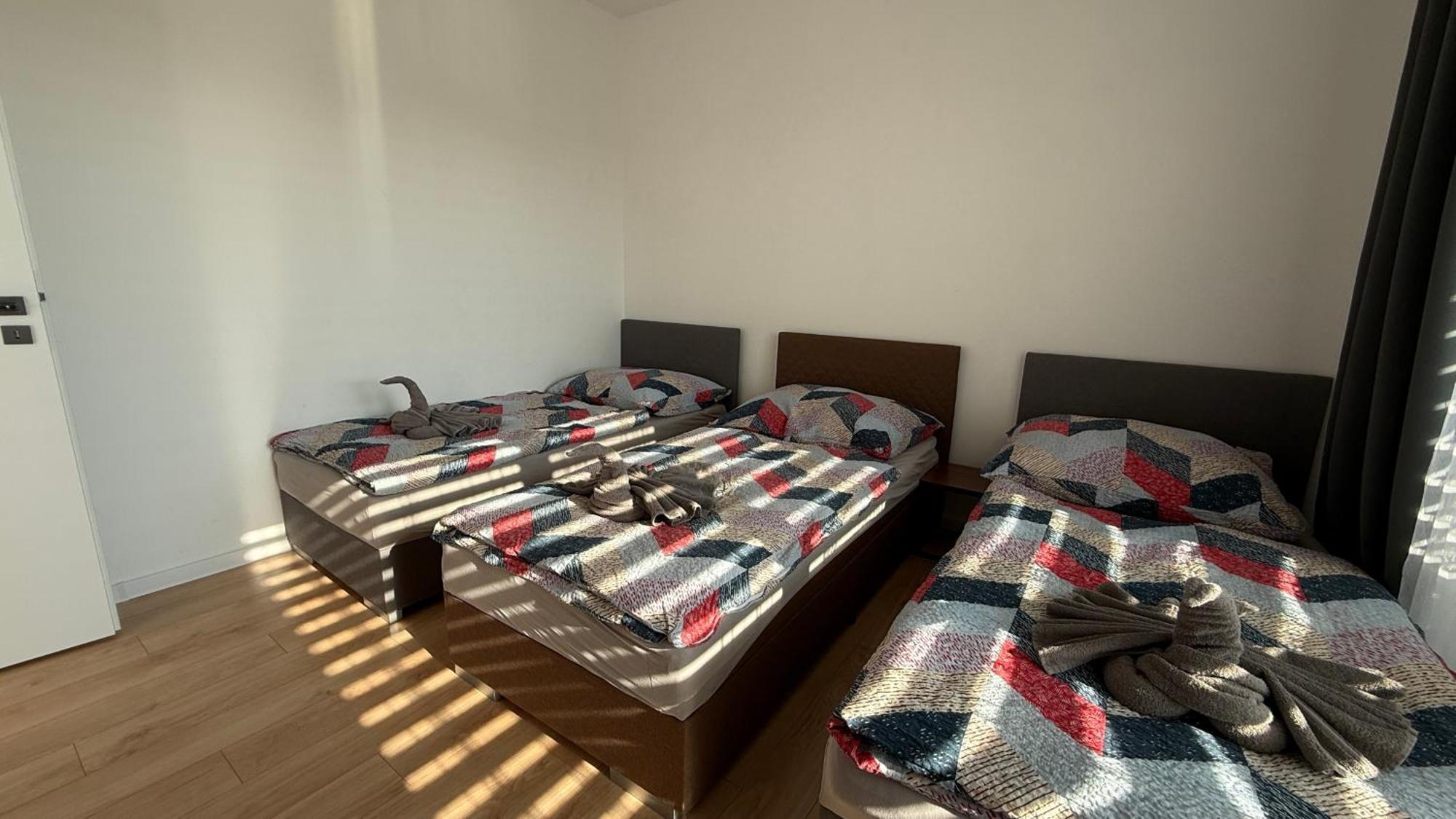 Klimatizovany Apartmanovy Dom, S Virivkou, 1B Senec Exteriör bild