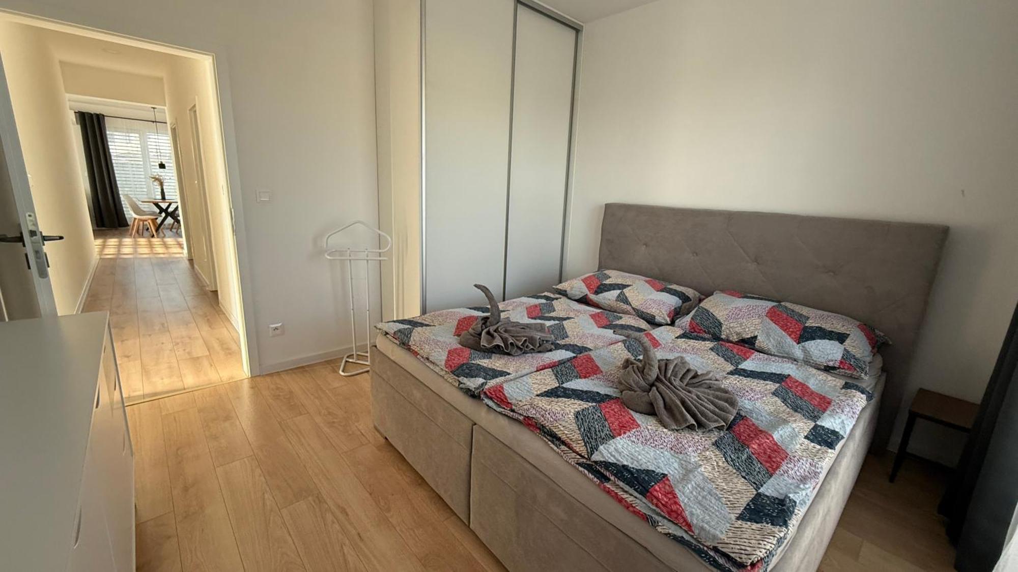 Klimatizovany Apartmanovy Dom, S Virivkou, 1B Senec Exteriör bild